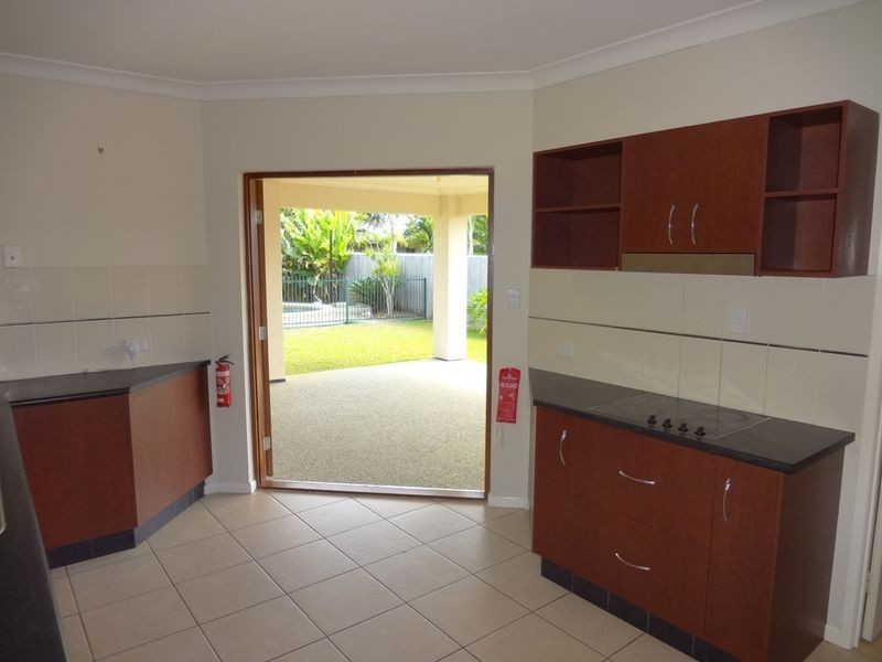 41 Birdwing Street, Port Douglas QLD 4877