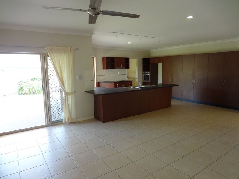 41 Birdwing Street, Port Douglas QLD 4877