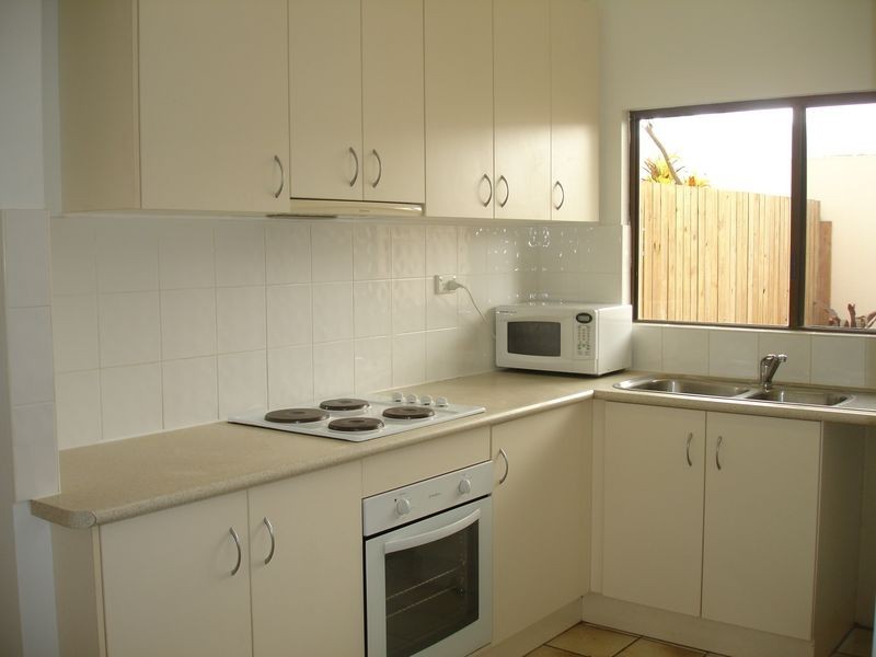 2/33 Reef Street, Port Douglas QLD 4877