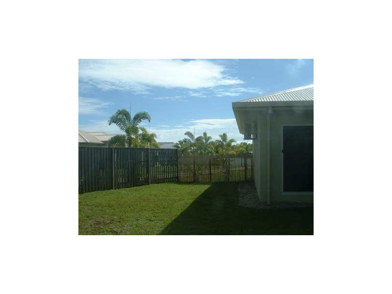 39 Brolga Street, Port Douglas QLD 4877