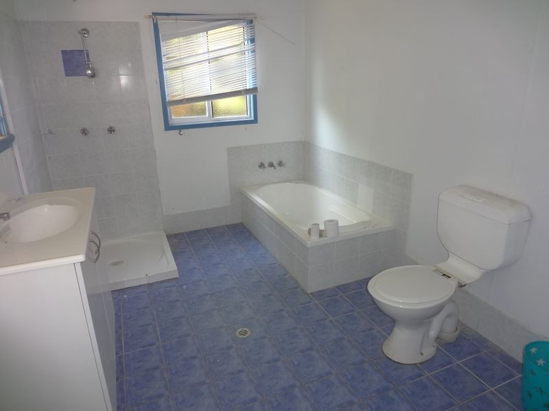 29 Andrews Street, Newell QLD 4873