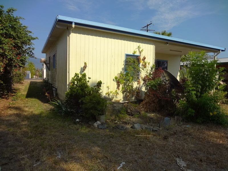 29 Andrews Street, Newell QLD 4873