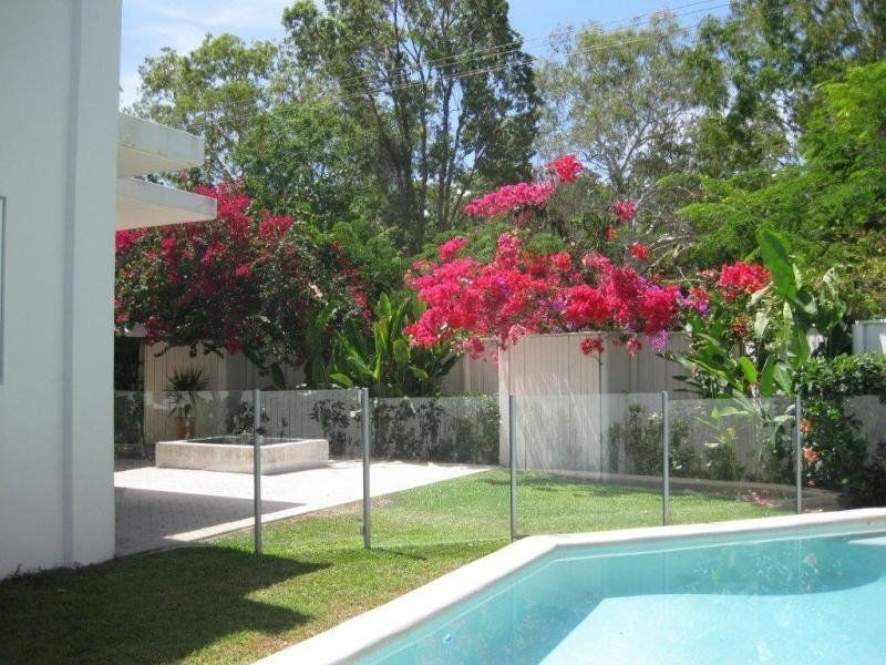 11 Sorrento Crescent, Port Douglas QLD 4877