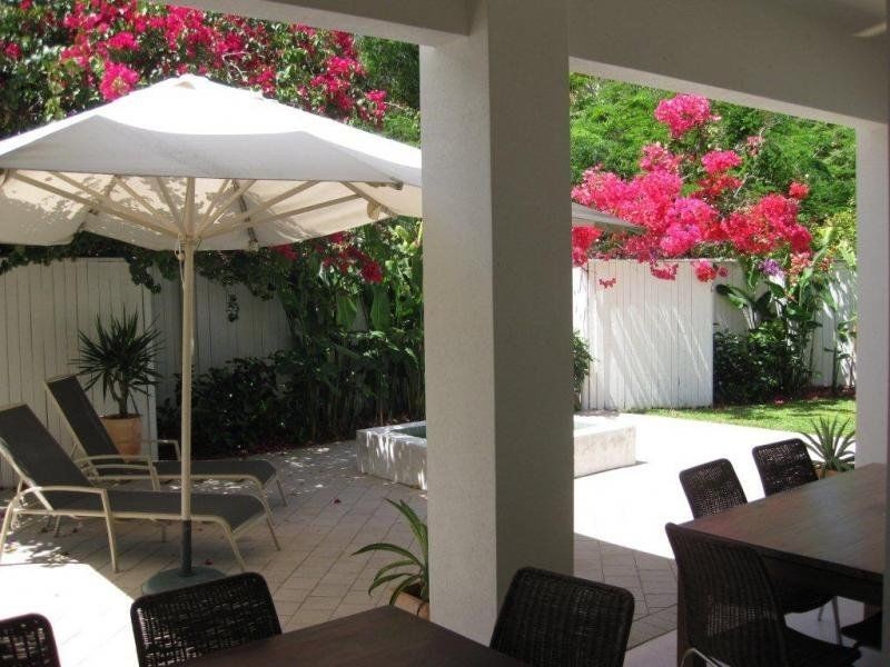 11 Sorrento Crescent, Port Douglas QLD 4877