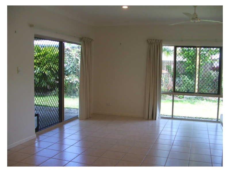 6 Sunbird Close, Port Douglas QLD 4877