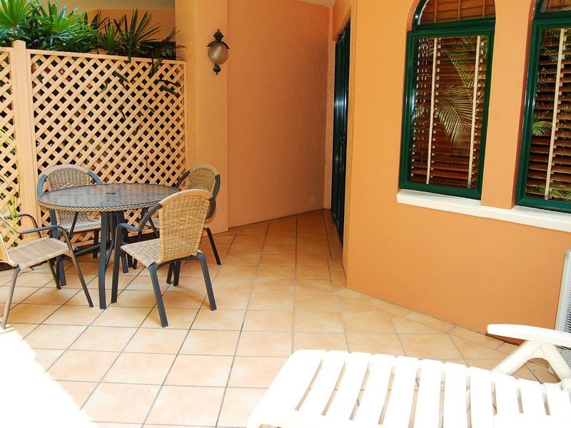 2/66 Martinique On Macrossan, Port Douglas QLD 4877