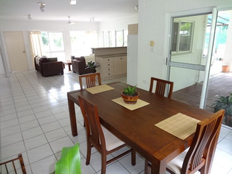 24 Thooleer Close, Cooya Beach QLD 4873
