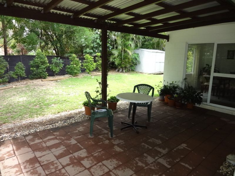 24 Thooleer Close, Cooya Beach QLD 4873