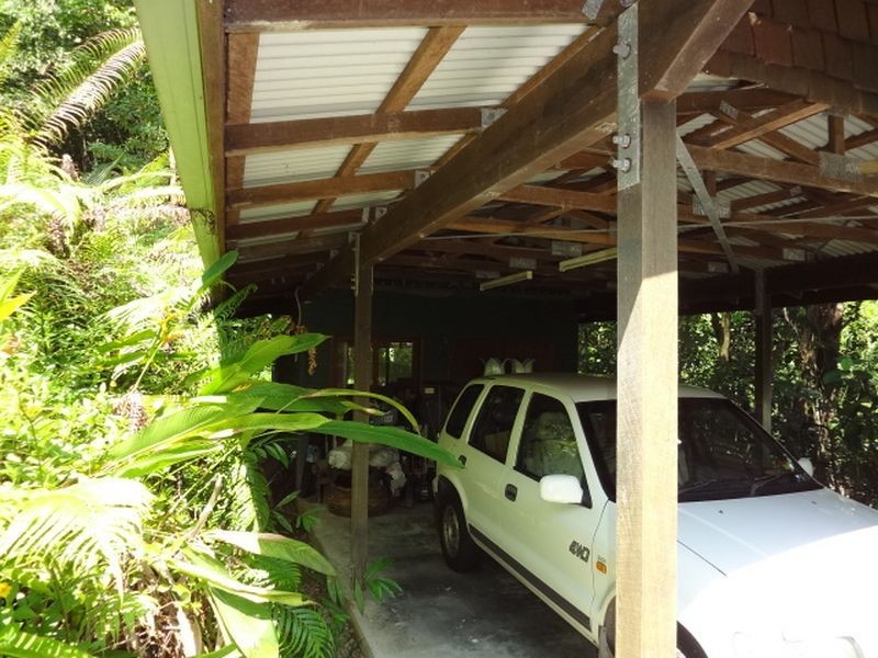 20 Coral Sea Drive, Mossman QLD 4873