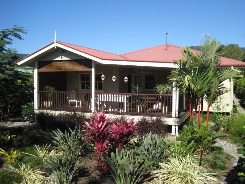 63 Endeavour Street, Port Douglas QLD 4877