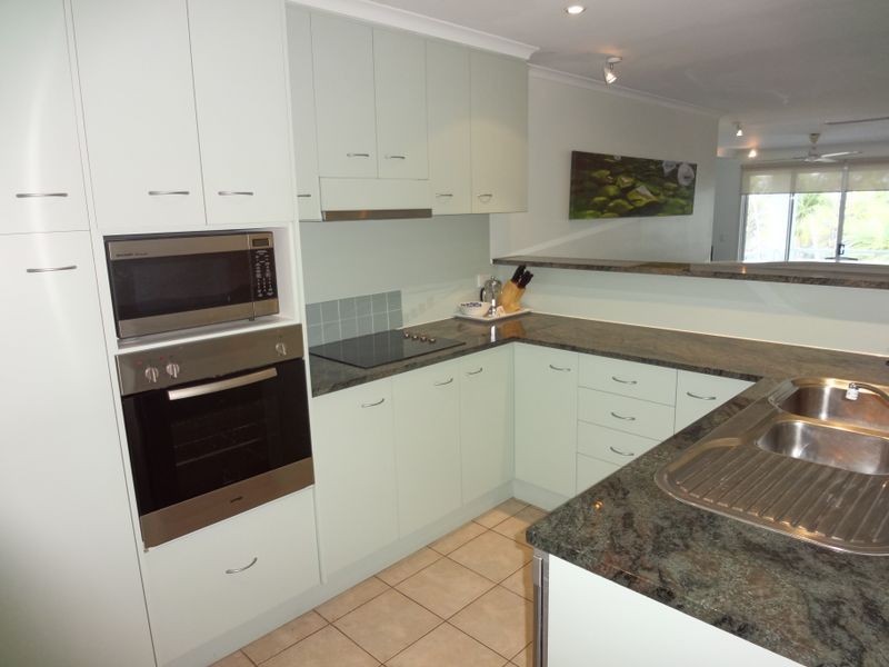 323 Beaches, Port Douglas QLD 4877