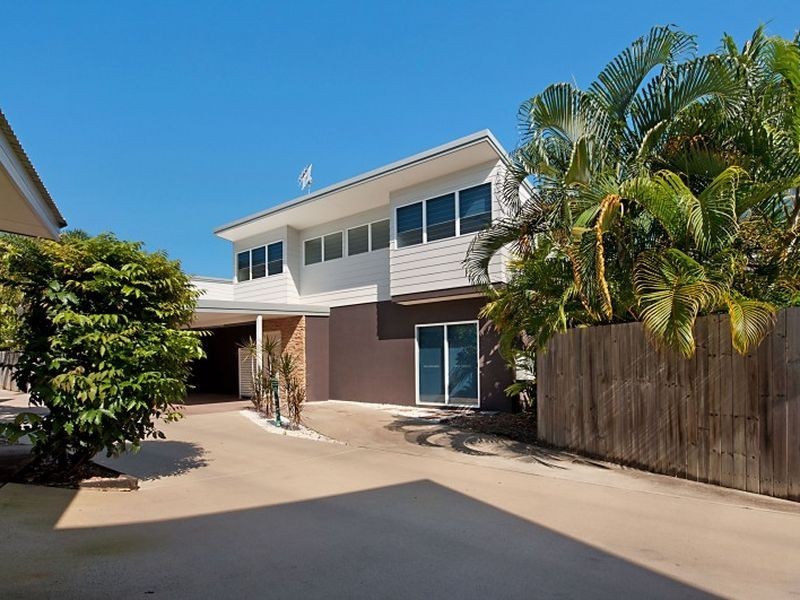 8 Oasis 4 Morning Close, Port Douglas QLD 4877