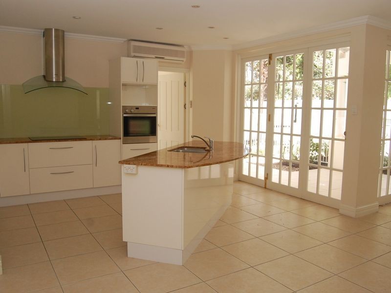 Villa/2 Solana By The Beach 14 Andrews Close, Port Douglas QLD 4877