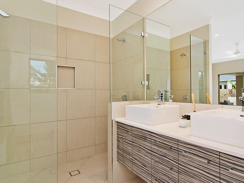1 Bayil Drive, Cooya Beach QLD 4873