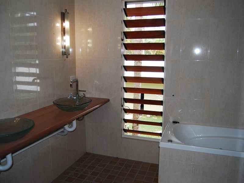 16 Nautilus Street, Port Douglas QLD 4877