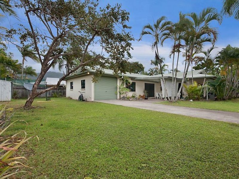 2 Hope Street, Port Douglas QLD 4877