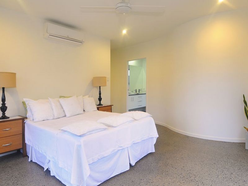 36 Cooya Beach Road, Cooya Beach QLD 4873