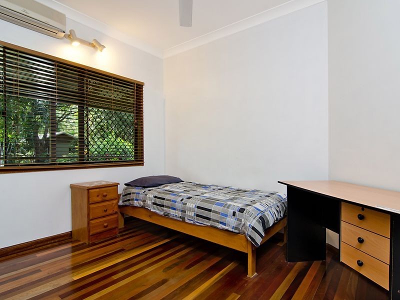 14 Ribbon Avenue, Port Douglas QLD 4877