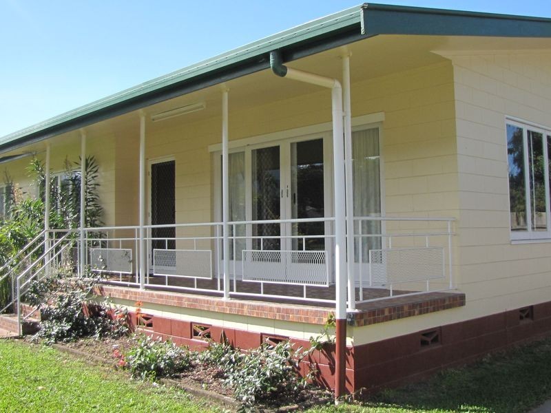 74 Alchera Drive, Mossman QLD 4873