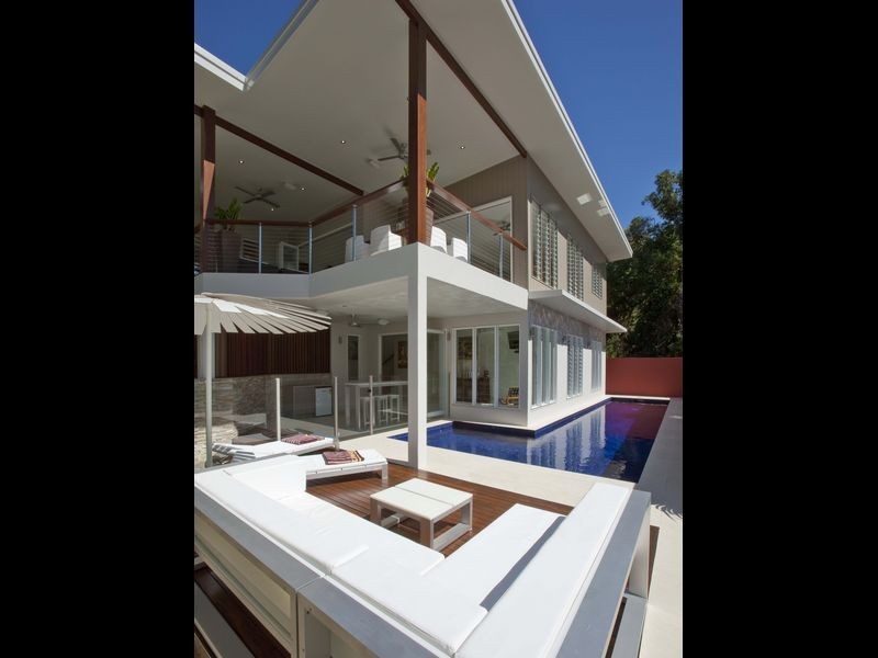 30 Oak Beach Road, Oak Beach QLD 4877