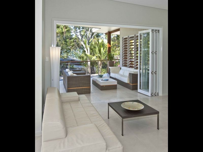 30 Oak Beach Road, Oak Beach QLD 4877