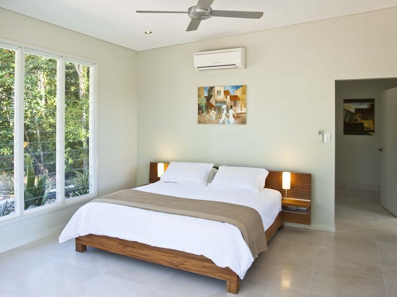 30 Oak Beach Road, Oak Beach QLD 4877