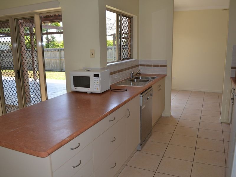 5 Sanderling Close, Port Douglas QLD 4877