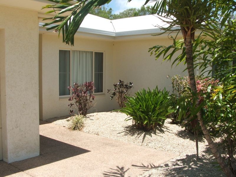 10 Birdwing Street, Port Douglas QLD 4877