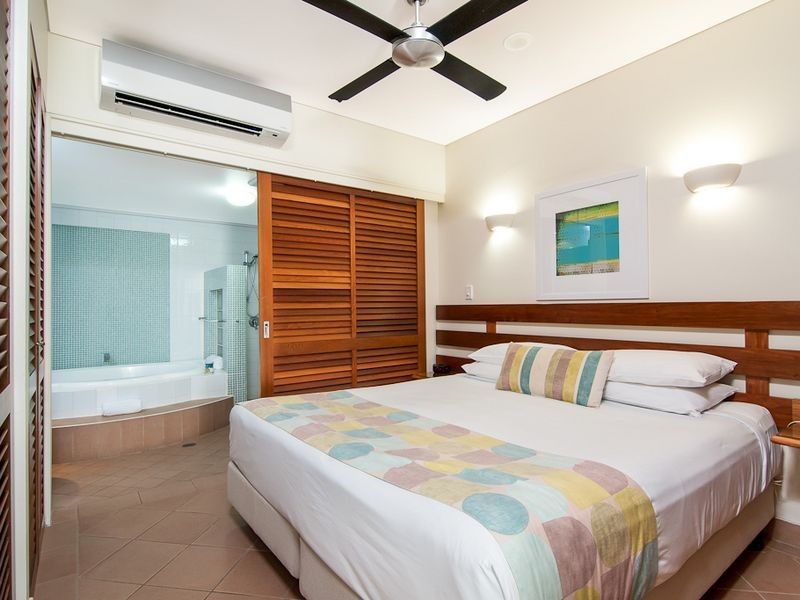 25 Peninsula Boutique Hotel 9 Esplanade, Port Douglas QLD 4877