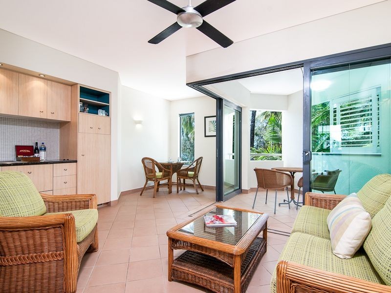 25 Peninsula Boutique Hotel 9 Esplanade, Port Douglas QLD 4877