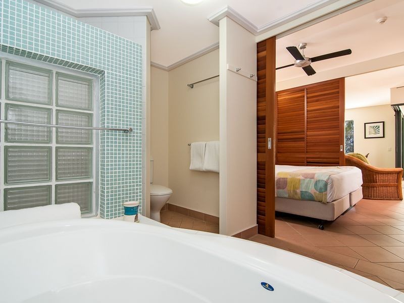 25 Peninsula Boutique Hotel 9 Esplanade, Port Douglas QLD 4877