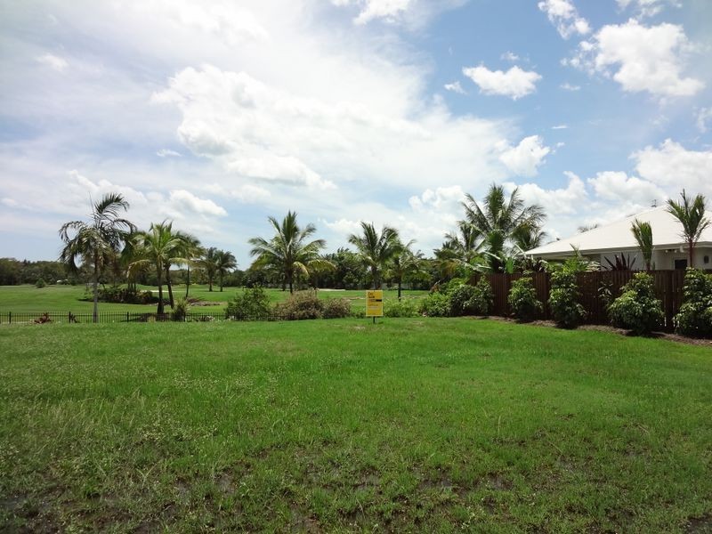 13 Downing Street, Port Douglas QLD 4877