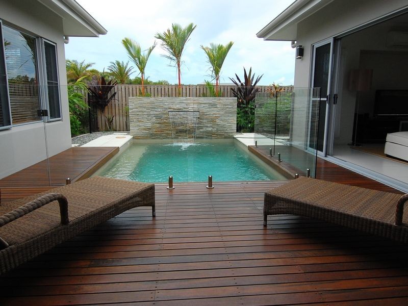 14 Downing Street, Port Douglas QLD 4877