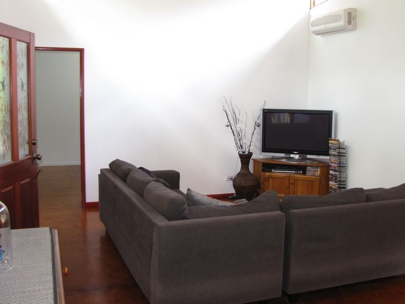 6 White Beech Road, Daintree QLD 4873