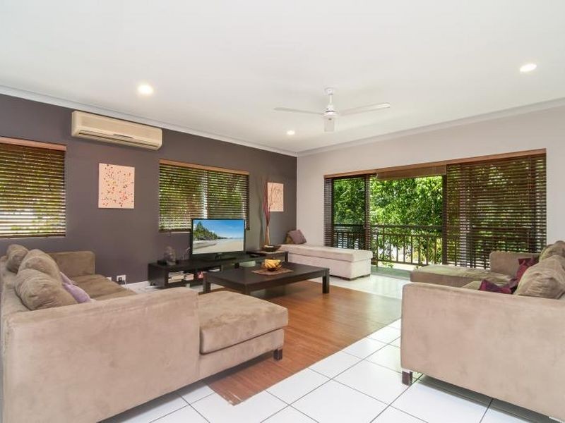 6 Sorrento Crescent, Port Douglas QLD 4877