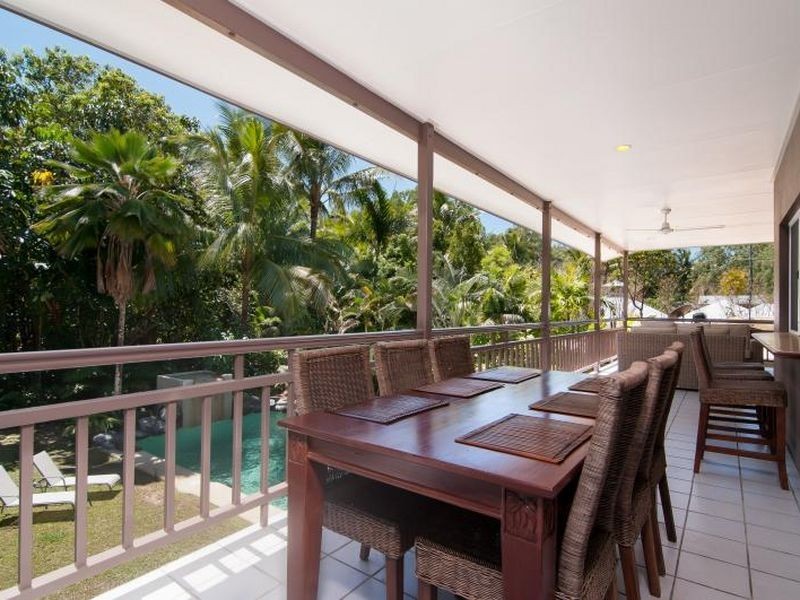 6 Sorrento Crescent, Port Douglas QLD 4877
