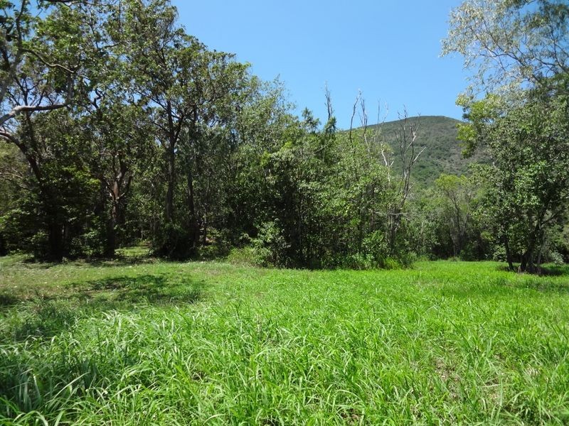 38-48 Reynolds Road, Oak Beach QLD 4877