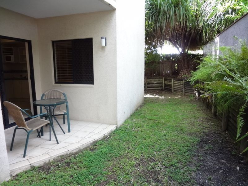 Villa/17 Bay Villas 51 Davidson Street, Port Douglas QLD 4877