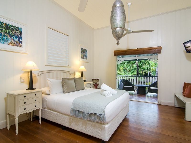 1 Old Port Road, Port Douglas QLD 4877