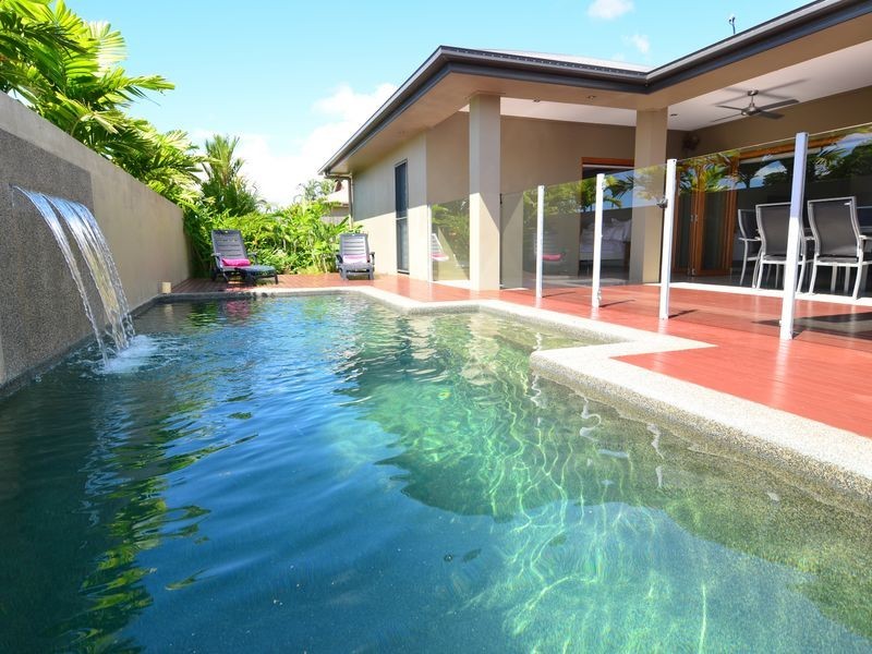 2 SHEARWATER STREET, Port Douglas QLD 4877