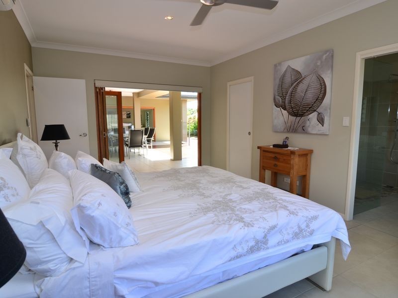 2 SHEARWATER STREET, Port Douglas QLD 4877
