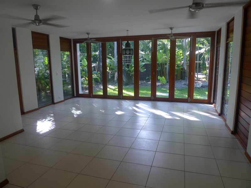 67 Reef Street, Port Douglas QLD 4877