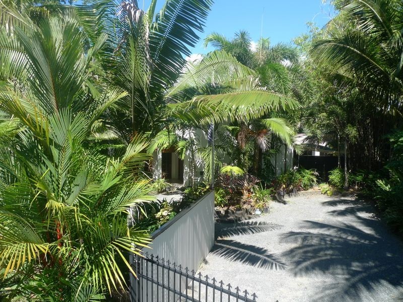67 Reef Street, Port Douglas QLD 4877