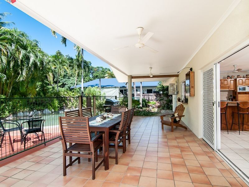 8 Barka Close, Wonga QLD 4873