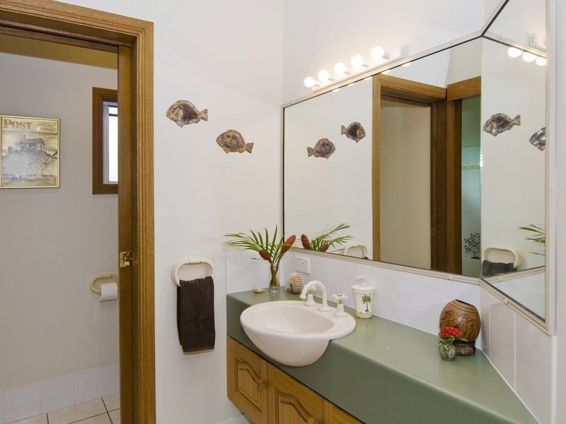 8 Barka Close, Wonga QLD 4873