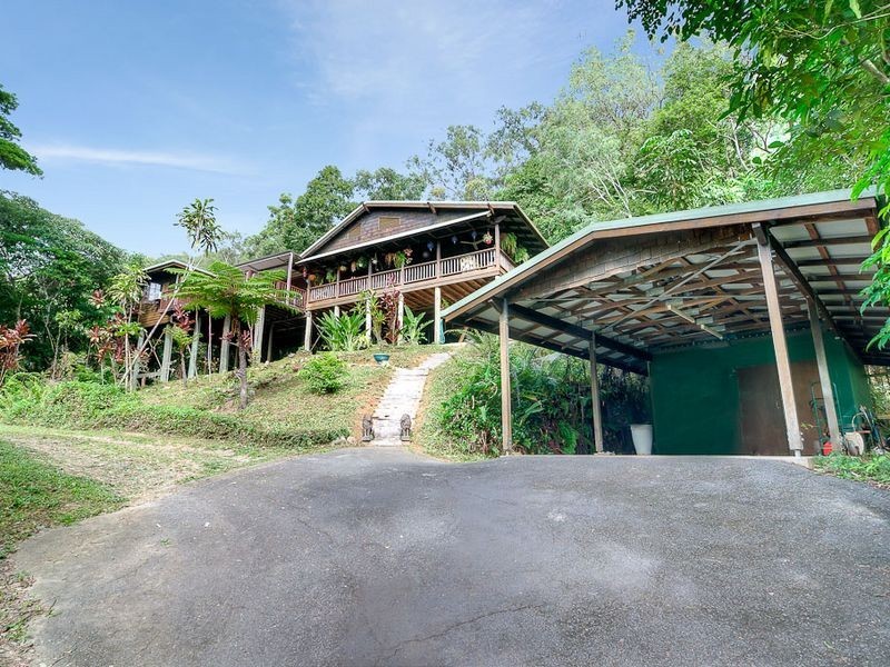 20 Coral Sea Drive, Mossman QLD 4873