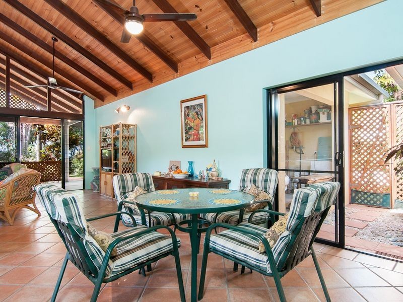 36 Esplanade, Wonga QLD 4873