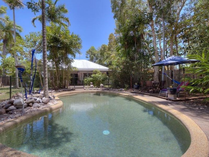 22 Endeavour Street, Port Douglas QLD 4877
