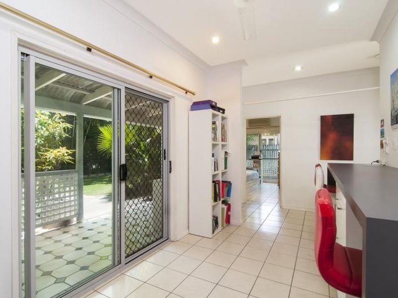 22 Endeavour Street, Port Douglas QLD 4877