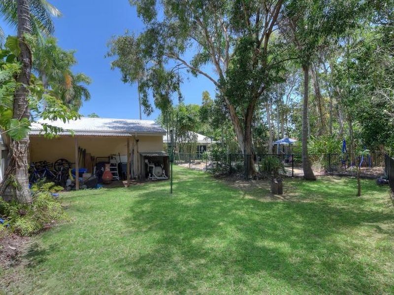 22 Endeavour Street, Port Douglas QLD 4877